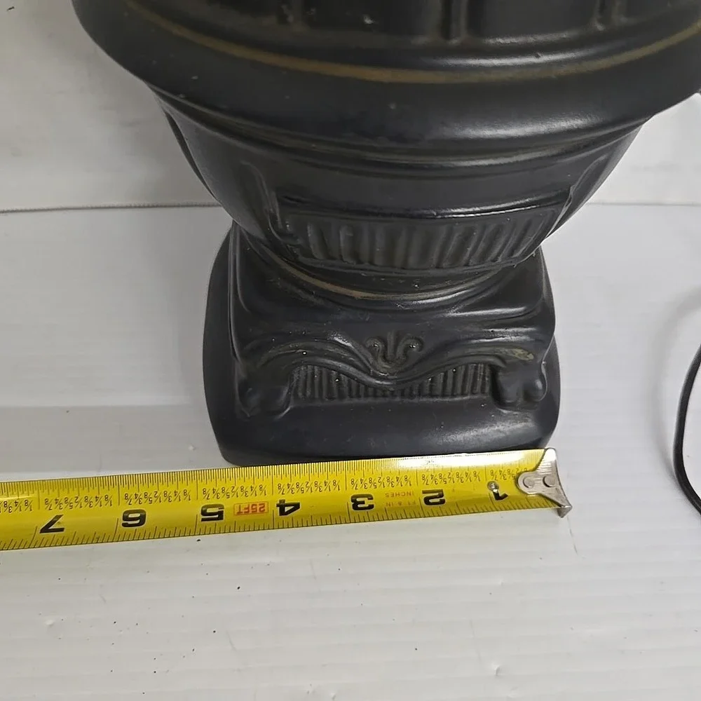 Vintage Pot Belly Stove Farmhouse Ceramic‎ Table Lamp